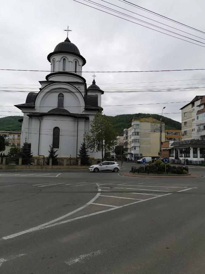 Apartament Asr Piatra Neamţ Extérieur photo